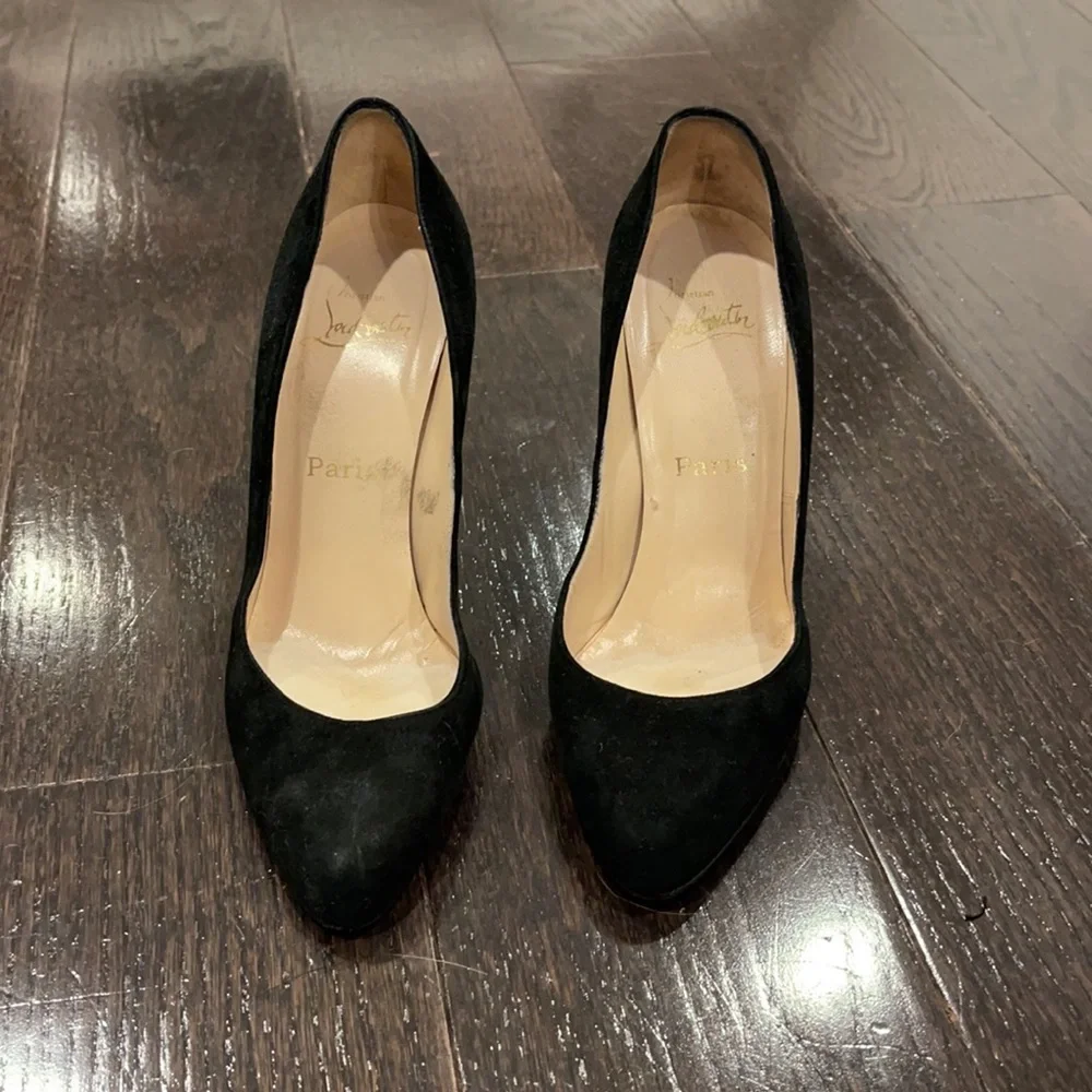 Black suede louboutin 100 size 37 - Picture 3 of 3